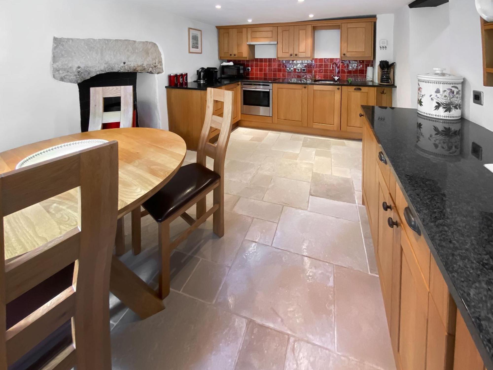 Avening Folly Cottage מראה חיצוני תמונה